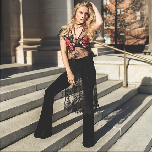 Olivaceous Pants - Black Velvet Bell Bottoms – Retro Glam Vibes